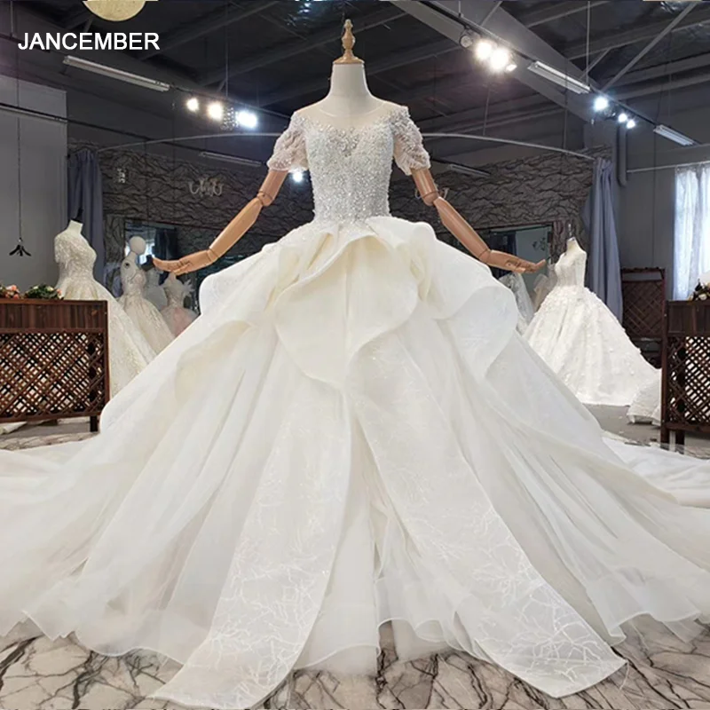 Свадебное платье HTL1667 украшенное жемчугом и опалесцентными пайетками 2020