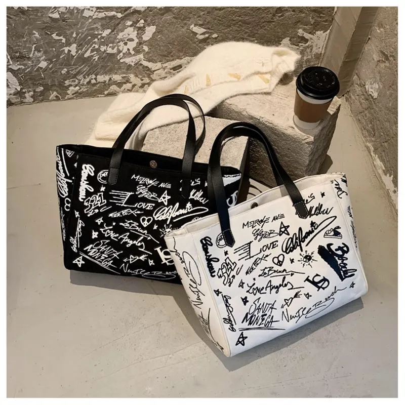 

2021 сумки на плечо, Женская Большая Сумка-тоут, зимняя вместительная Повседневная Холщовая Сумка с мультяшным рисунком, сумка на плечо, Офисн...