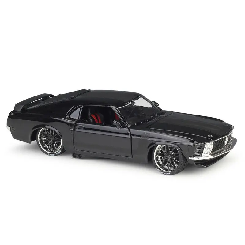 

Гоночный автомобиль Maisto Design 1:24 1970 Ford Mustang Boss 302
