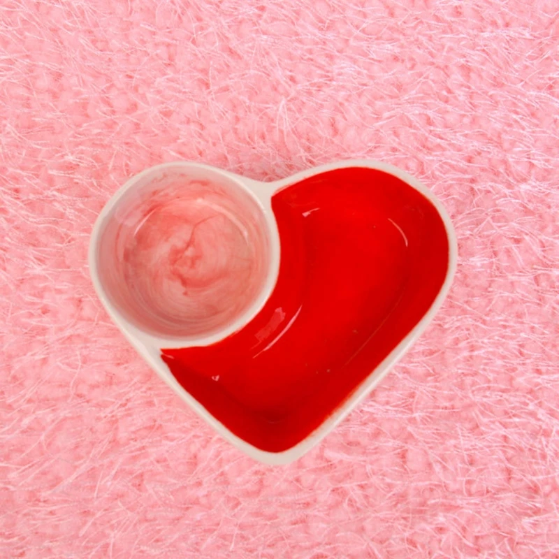 

Ceramic Chew-Resistant Hamster Food Bowl Heart Shape Water Dish for Hedgehog Guinea Pig Chinchilla Rabbit Small Animals