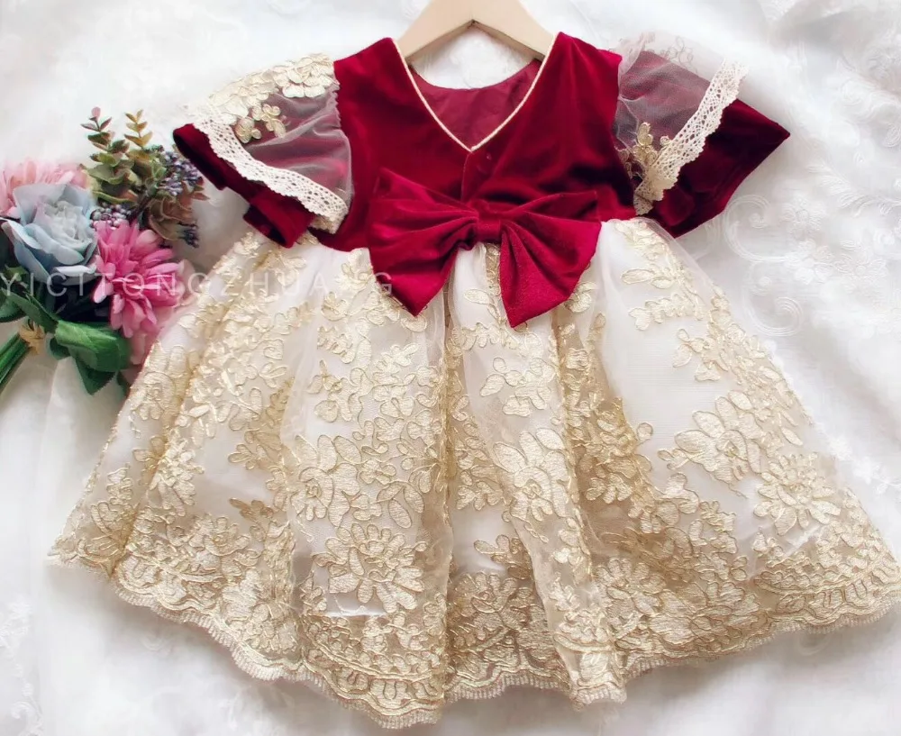 Бархатное осенне-весеннее пасхальное винтажное платье в испанском стиле для