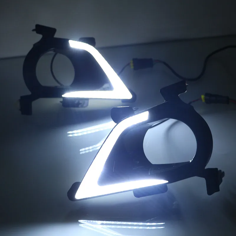 

eOsuns led drl daytime running light for Toyota Innova 2016-2017 with Dynamic moving yellow turn signal and blue night light