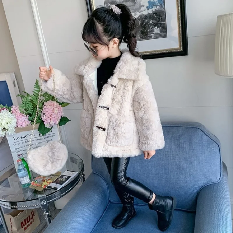 

Girls lamb wool coat 2020 autumn and winter clothes new children's fashion net red winter wool sweater little girl thickening