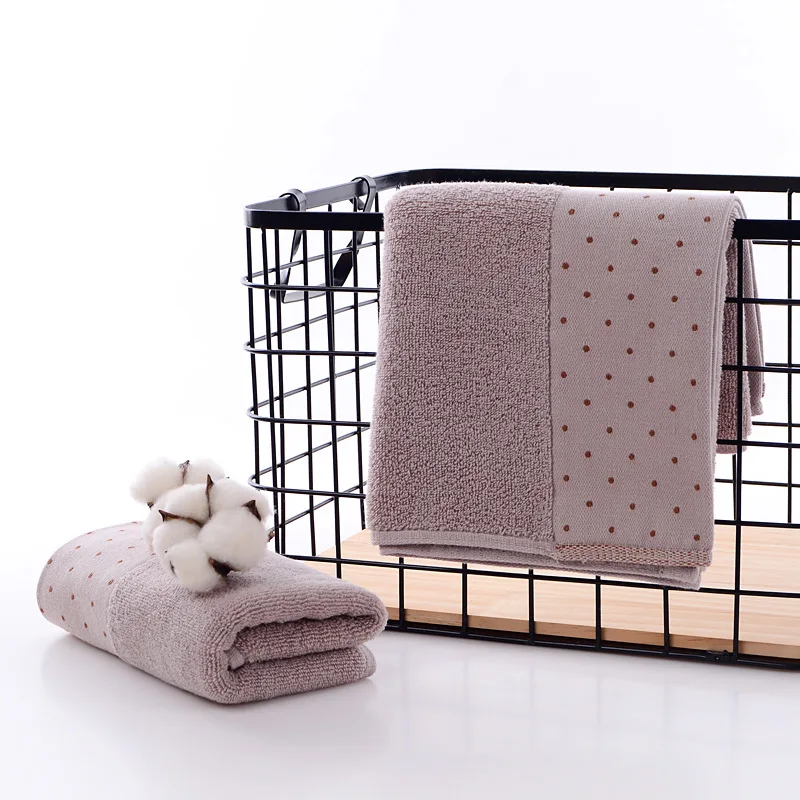 Утолщенное абсорбирующее квадратное банное полотенце из чистого хлопка с