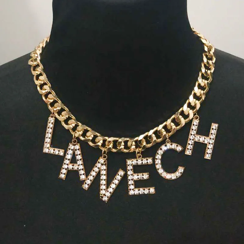 

Ожерелье-чокер в стиле панк с кристаллами и надписью, массивное ожерелье под воротник в стиле хип-хоп, толстая цепь из алюминия золотого цве...