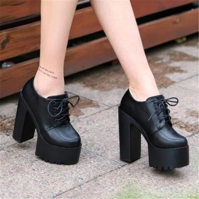 Женские брендовые дизайнерские ботинки черные белые ботильоны на платформе и