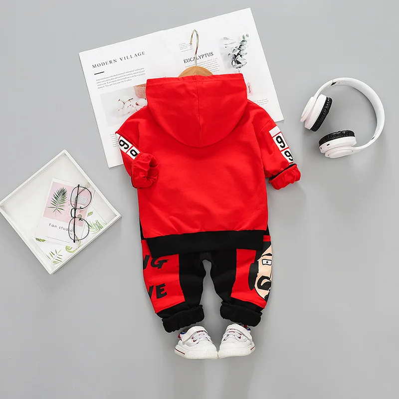 Новая весенняя детская модная одежда куртка с капюшоном в стиле пэчворк для