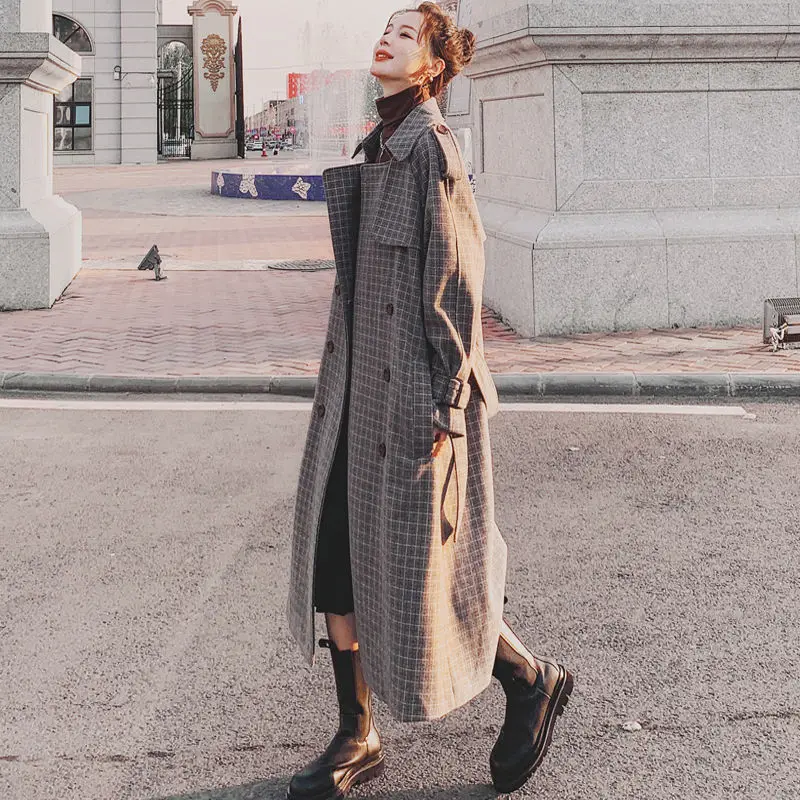 

Retro Mori plaid woolen coat women's long autumn and winter clothing temperament thick Korean loose Hepburn coat