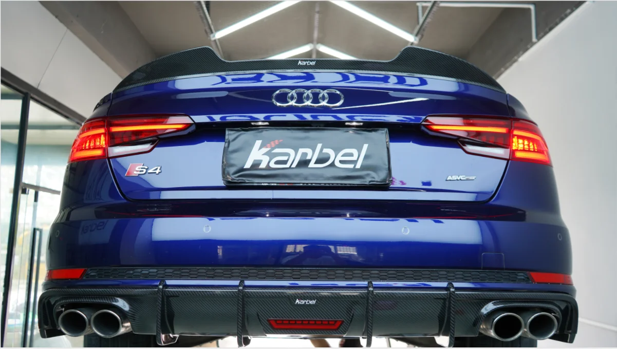 

Carbon fiber rear bumper lip diffuser with light rear diffuser lip