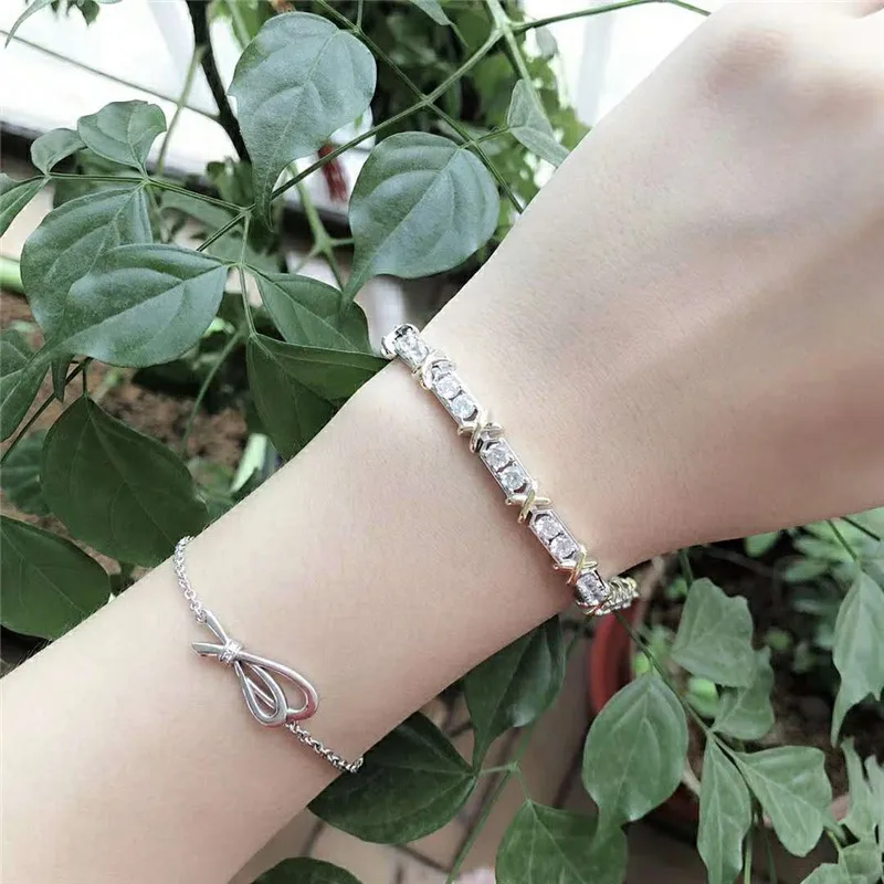

Woman Bracelet The classical charm X cross inlay zircon popular accessories Sterling Silver 925 Jewelry Valentine's Day gift