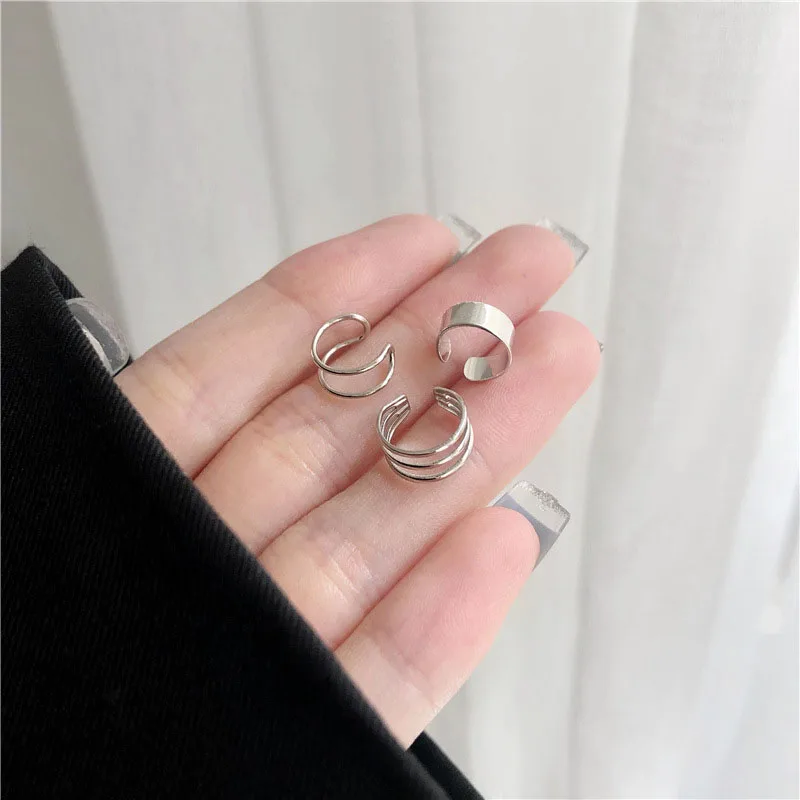 

Hip Hop Rock Cold Wind 3 Eoolly ear Clip Metal Ear Bones Retro Earrings Jewelry Fashion Temperament Is Contracted