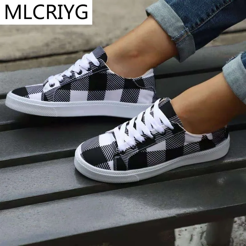 

2021 New Fashion Women Platform Sneakers Flat Shoes Leopard-print Lace Casual Women Fashion Vulcanized Walking Shoes Women Shoes