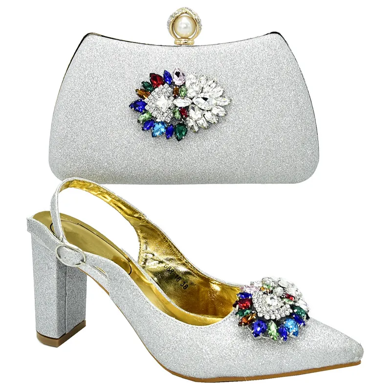 Новое поступление Свадебные комплекты из итальянских туфель и сумочки в