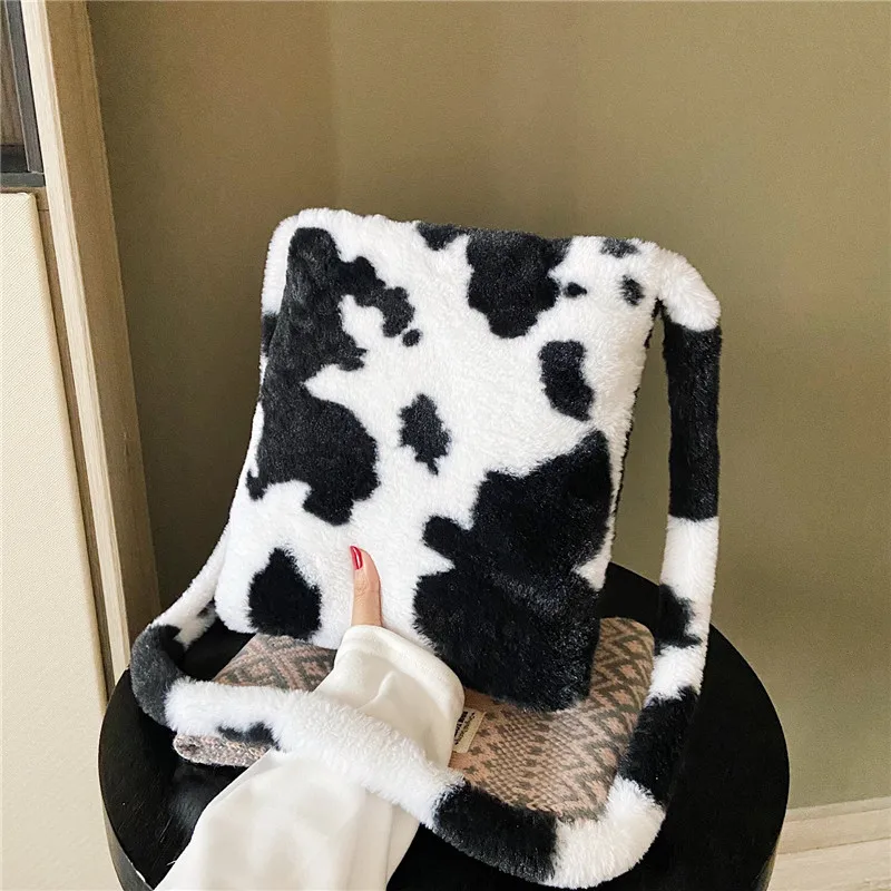 

2021 Winter Short Plush Bags Cute Milk Cow Print Shoulder Bags Lady Large-capacity Shopper Crossbody Bag Luxury Designer Handbag