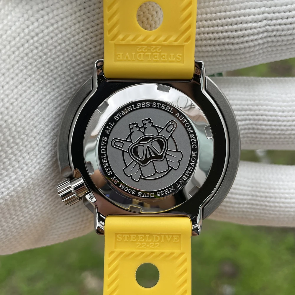 steeldive luxury brand hot selling 47 5mm stainless steel case 30atm waterproof nh35 automatic sports man dive watch gift free global shipping