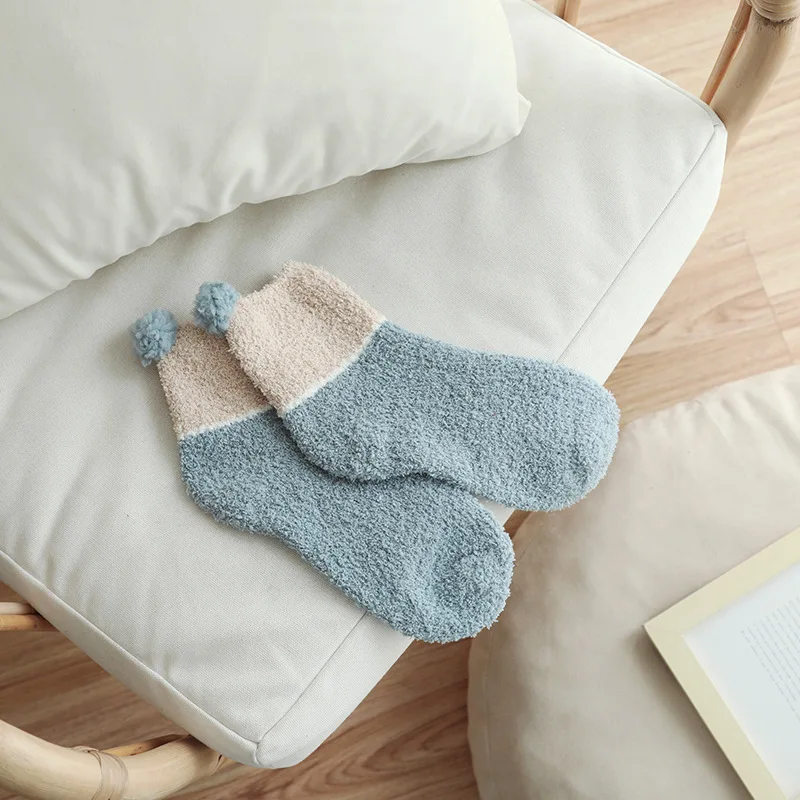 

Japanese Autumn Winter Coral Velvet Fuzzy Socks Women Warm Thickened Kawaii Socks for Ladies Splicing Color