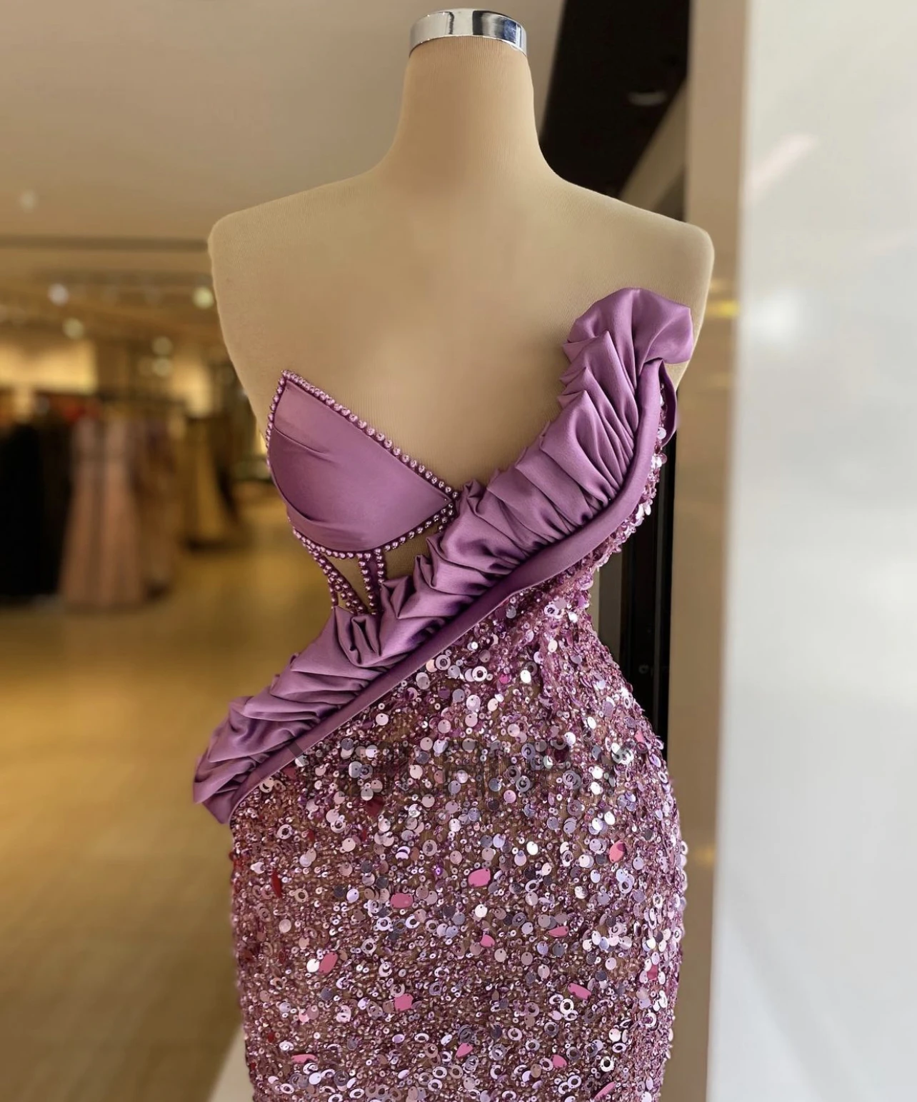 

YILIBER Evening dresses 2021 vintage vlack pearls long sleeves evening gowns beading prom dresses for women short dresses