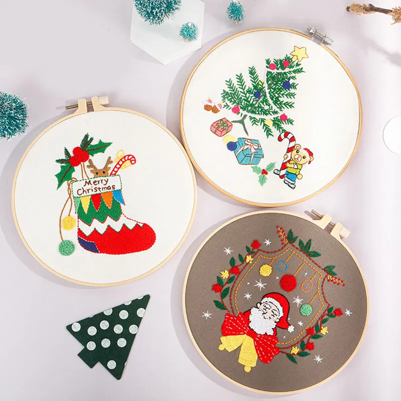 

Christmas Embroidery Set DIY Material Bag Cross Stitch Kit Beginner Embroidery DIY Hand-embroidered Material Package