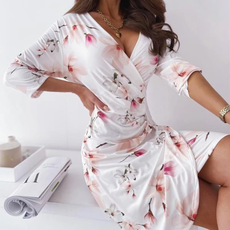 

Summer Women Dresses Boho Floral Printed Casual Ladies Dress Sexy Deep V-Neck Pleated Party Dress Fashion Mujer Vestidos
