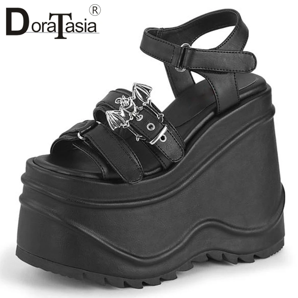 

Luxury Brand Design Female Gothic Punk Bat Sandals Platform Wedges High Heels Woman's Sandals 2021 Street Cosplay Shoes Woman