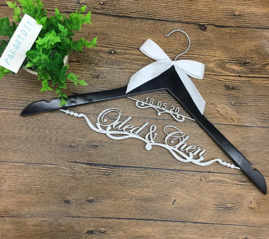 Персонализированные блестящие серебряные Свадебные вешалки для одежды