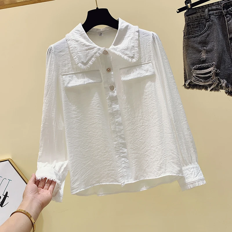 Женская рубашка с длинным рукавом белая универсальная свободными краями и