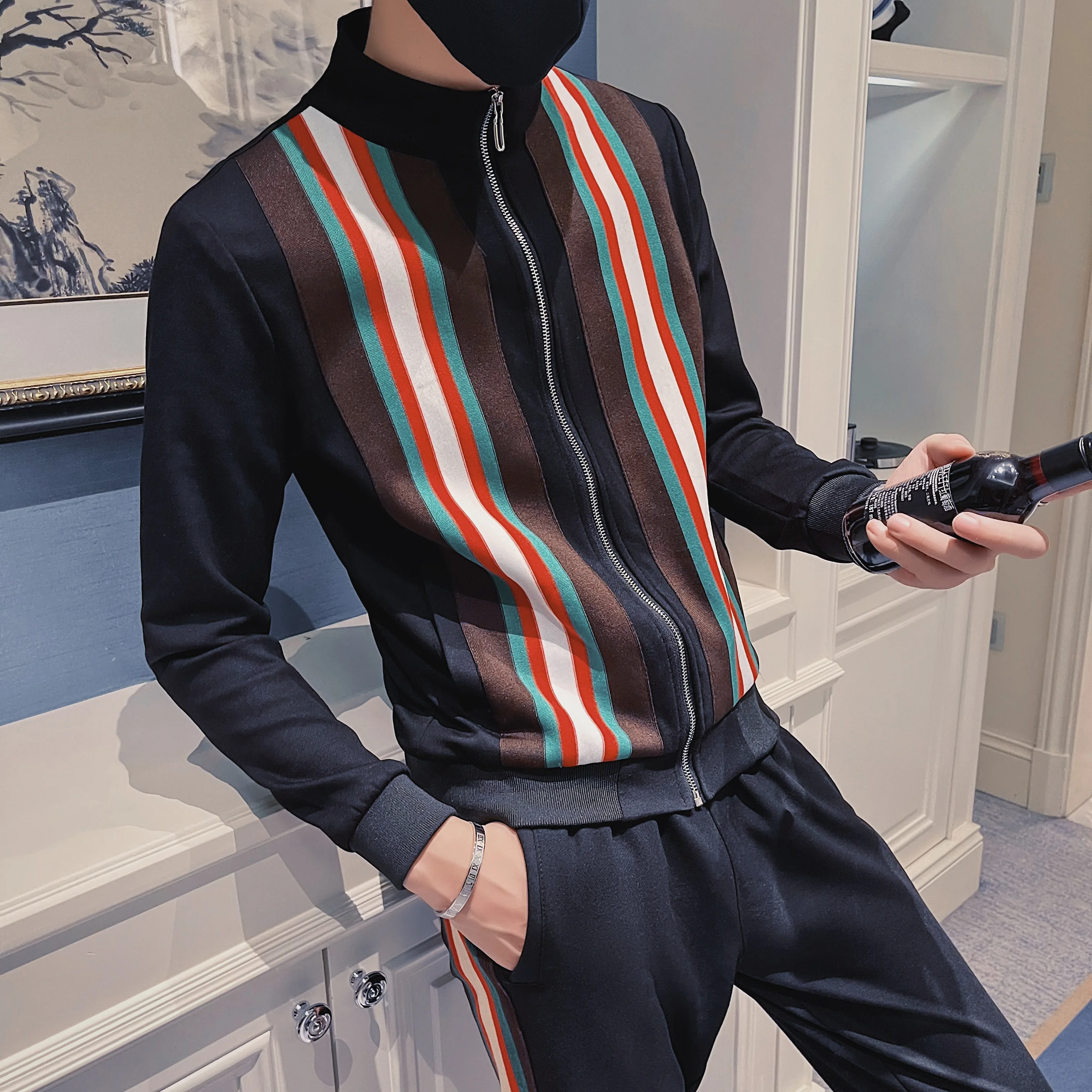 

Contrast Triped Men Tracksuits 2021 Spring New 2 Piece Set Zipper Sweatsuit Casual Men Clothes Streetwear Ropa Deportiva Mujer