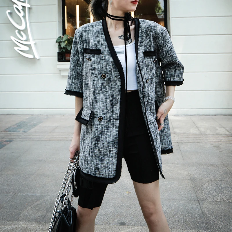 

[EAM] Loose Fit Dark Gray Tweed Big Size Short Jacket New V-collar Half Sleeve Women Coat Fashion Tide Spring 2021 1Y373