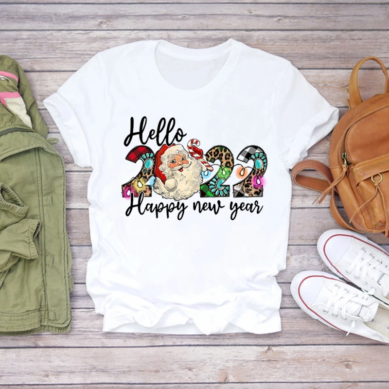 

Unicorn babbo natale ciao 2022 natale felice anno nuovo T-Shirt abbigliamento donna abbigliamento femminile T-Shirt