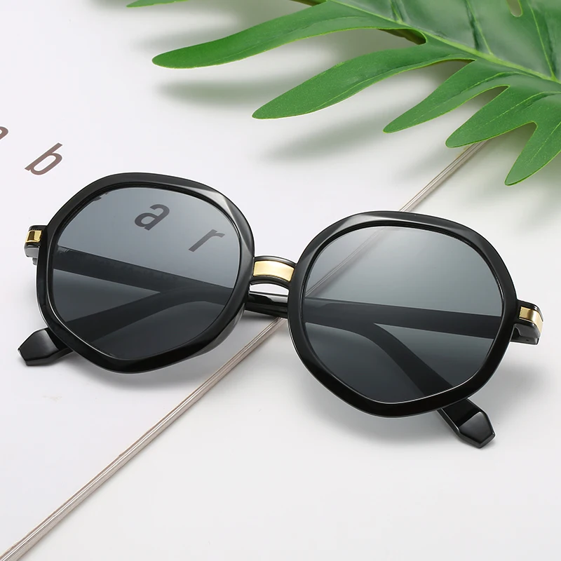 

2020 New retro sun glasses trend round frame female UV protection sunglasses