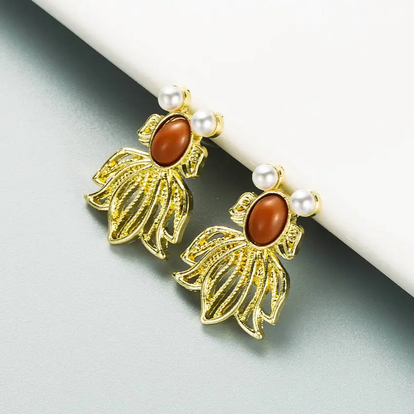 

Pearl Embellished Metal Honey Bee Dangle Earrings for Women Fashion Summer Jewelry