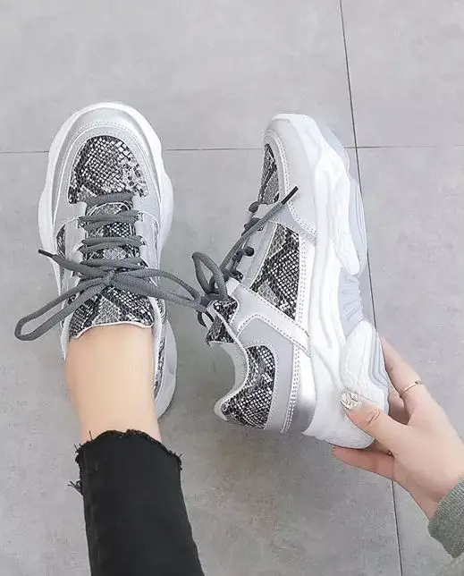 New fashion brand sneakers Woman Shoes Pu leather Leopard Platform outdoor sneakers women sports shoes Ladies Plus size 36-42