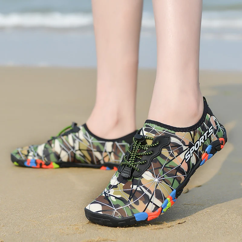 

2021 new beach wading shoes youth professional swimming lightweight wear-resistant training shoes high-quality swimming shoes