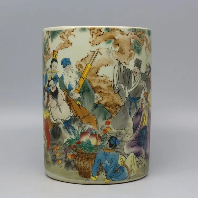 

Chinese Old Marked Famille Rose Eight-Immortal Pattern Porcelain Brush Pot
