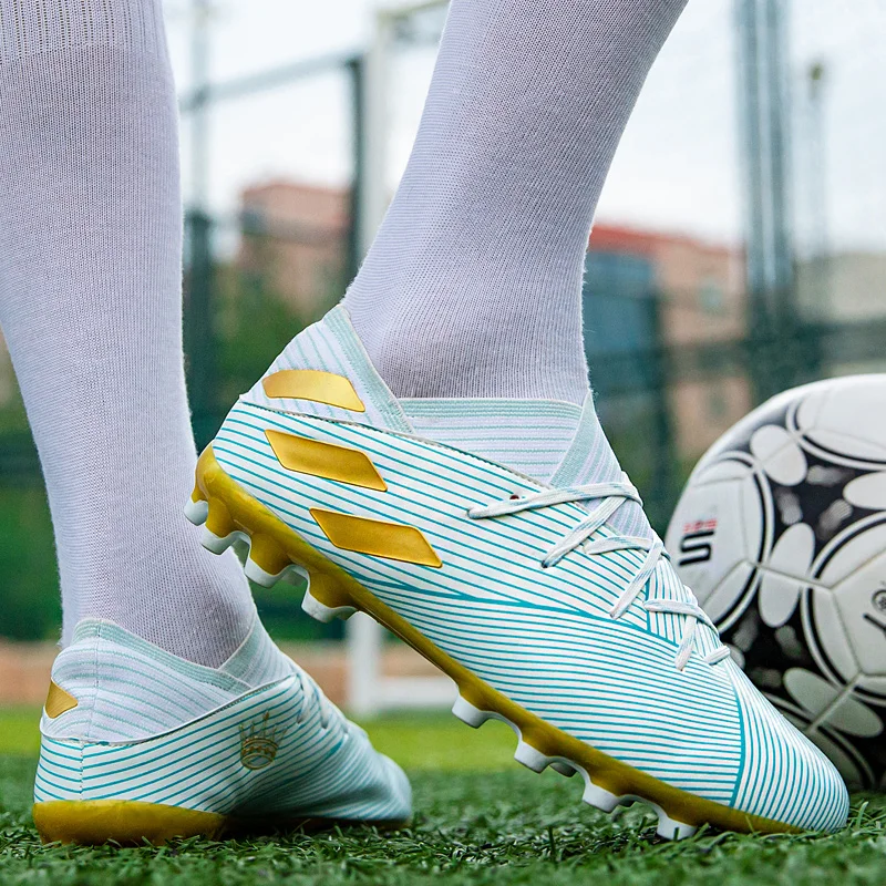 

2021 Professional Men's Turf Indoor Football Shoes Cleats Original Futsal Football Boots Sports Shoes Men's Foot New34-45 Size