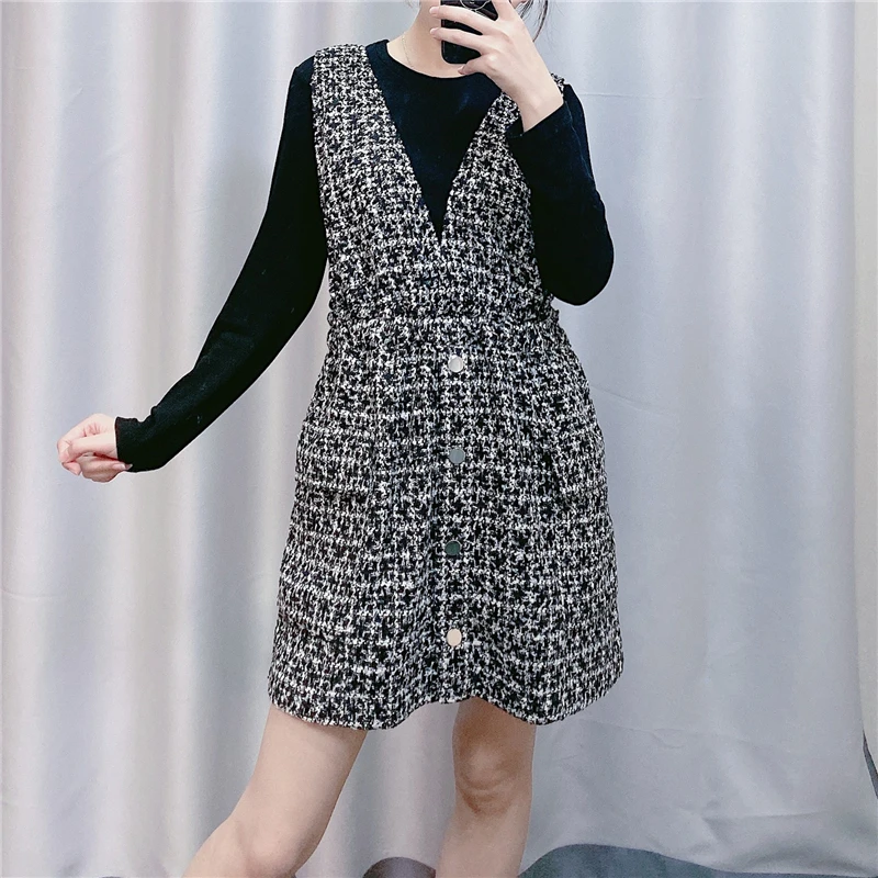 Winter Tweed Dress Woman Elegant Plaid Mini Deep V Neck Women Vintage Sleeveless Dresses Ladies Korean Overall 2020 | Женская одежда