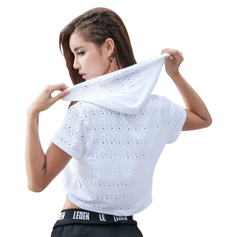 Женский укороченный топ для йоги черно белый Спортивный сетчатый с капюшоном и