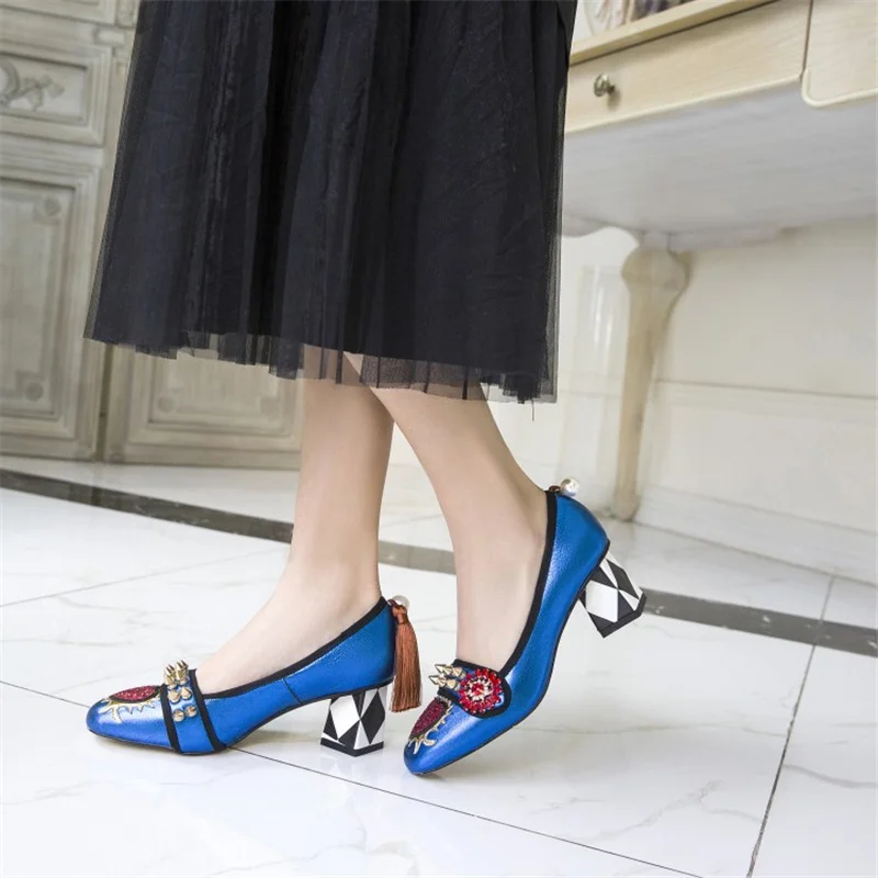 Women Single Shoes Contrasting Rivets Peach Heart Round Head Tassel High Heel Tenis Feminino Vintage Leather Zapatos De Mujer