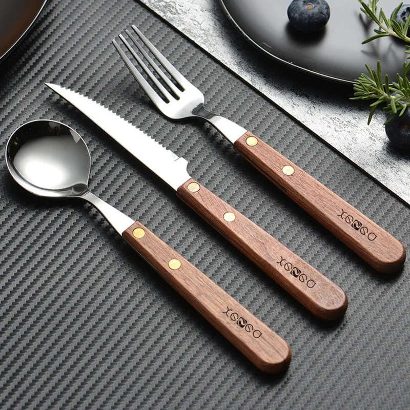 

Kitchen,Dining & Bar