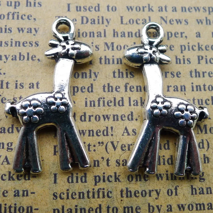 

LD5527 17*30mm 3.9G Alloy Giraffe Pendant antique Silver charm Ornament DIY Accessories 50 Pcs/Bag
