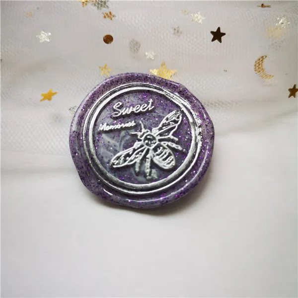 Сладкий памяти пчела счастливым головка штемпеля из Фотофон в ретро стиле с