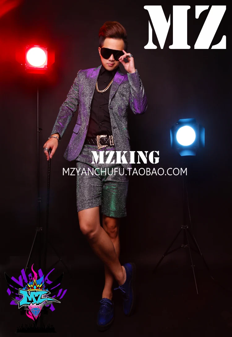 

Men Custom Made Bar Nightclub Outfit Male Singer DJGD Trendy Stretch Gray Shiny Powder Blazer Suit Costume Set (Blazer+Shorts)