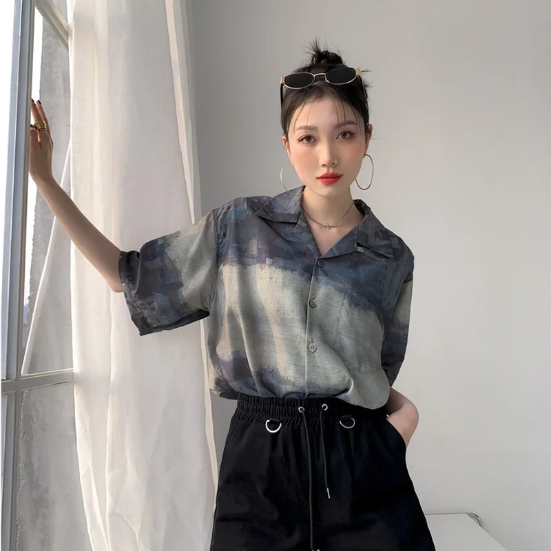 

Korejepo Women Blouse 2021 Summer New Vintage Casual Print Turn-down Collar Short-sleeved Shirt Contrast Color Holiday Style Top