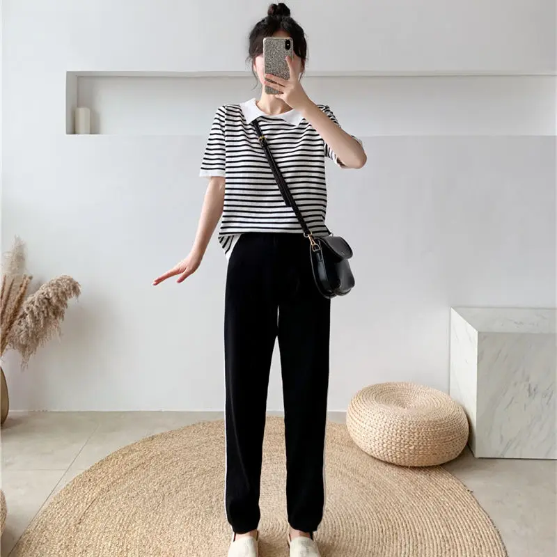 

2021 spring and summer new women's sports pants casual ice silk knitted striped short-sleeved fashion T-shirt two-piece suit