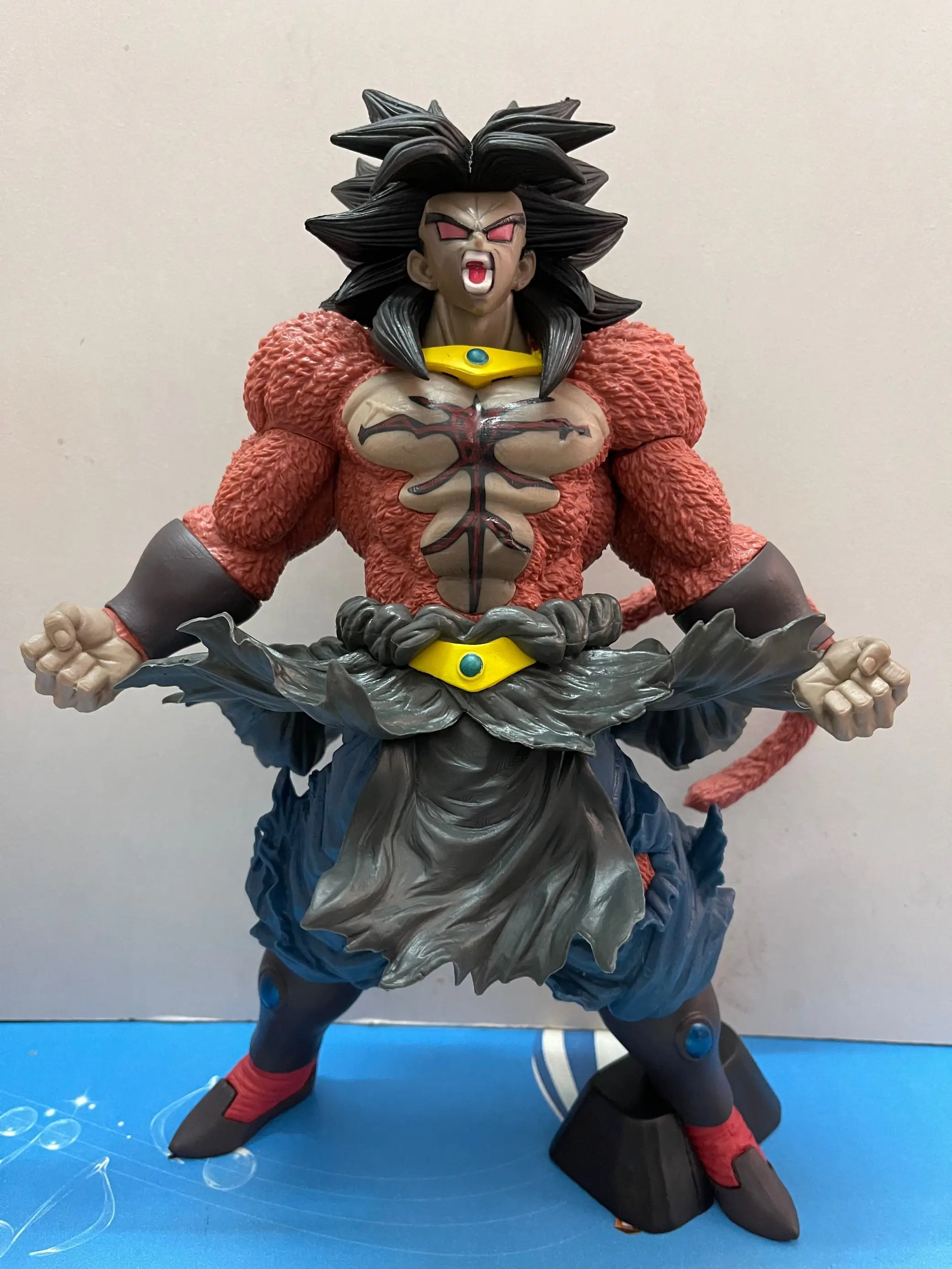 Фигурка японского аниме 32 см подвижная экшн-фигурка Broly Dark основной цвет