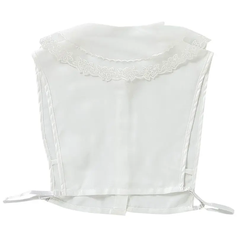 Женская кружевная блузка с отложным воротником и вышивкой |