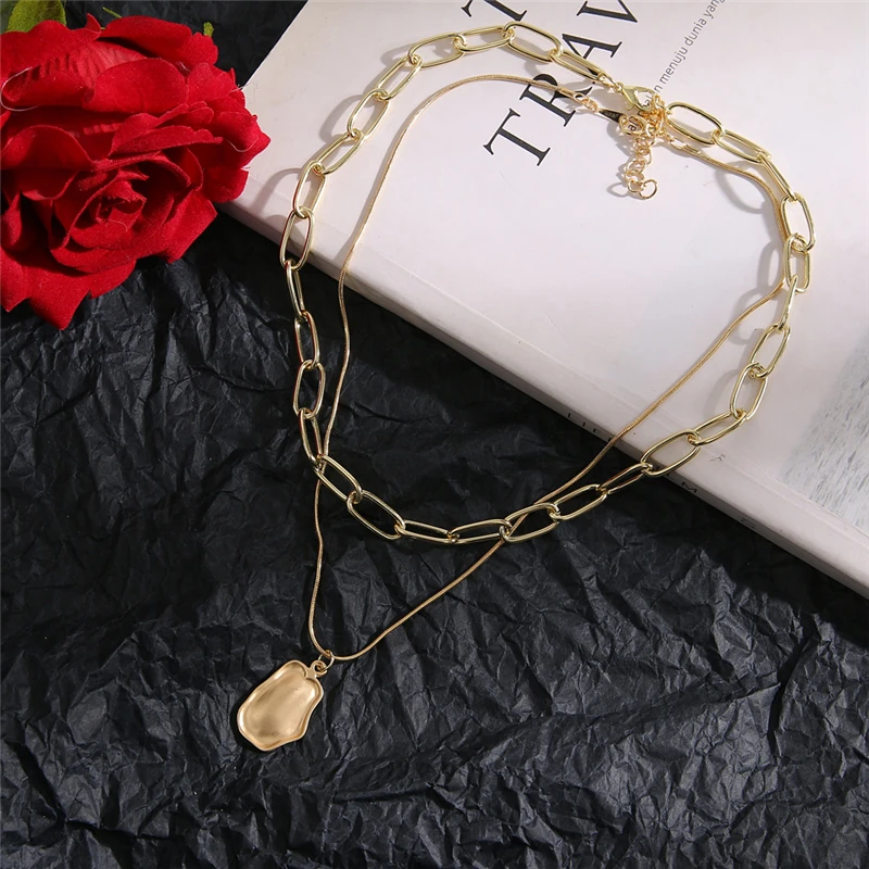 

Creative Metal Irregular Pendant Double Necklace for Women Jewelry 2021