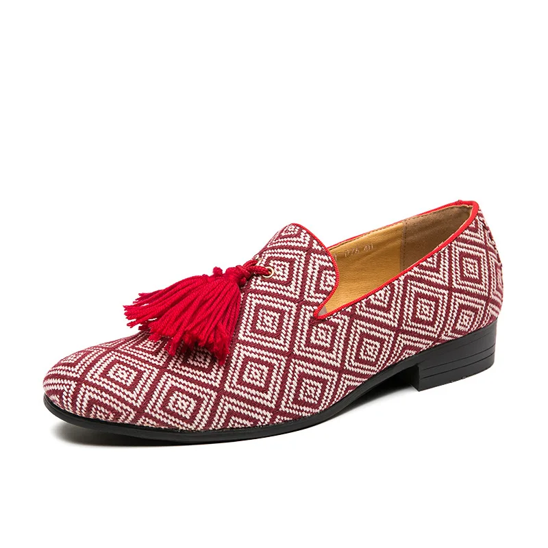 

Personality New Style Men's Chinese Style Tassel Loafers Fashion British Plaid Set Foot Lazy Beanie Shoes Leather Shoes Size 48