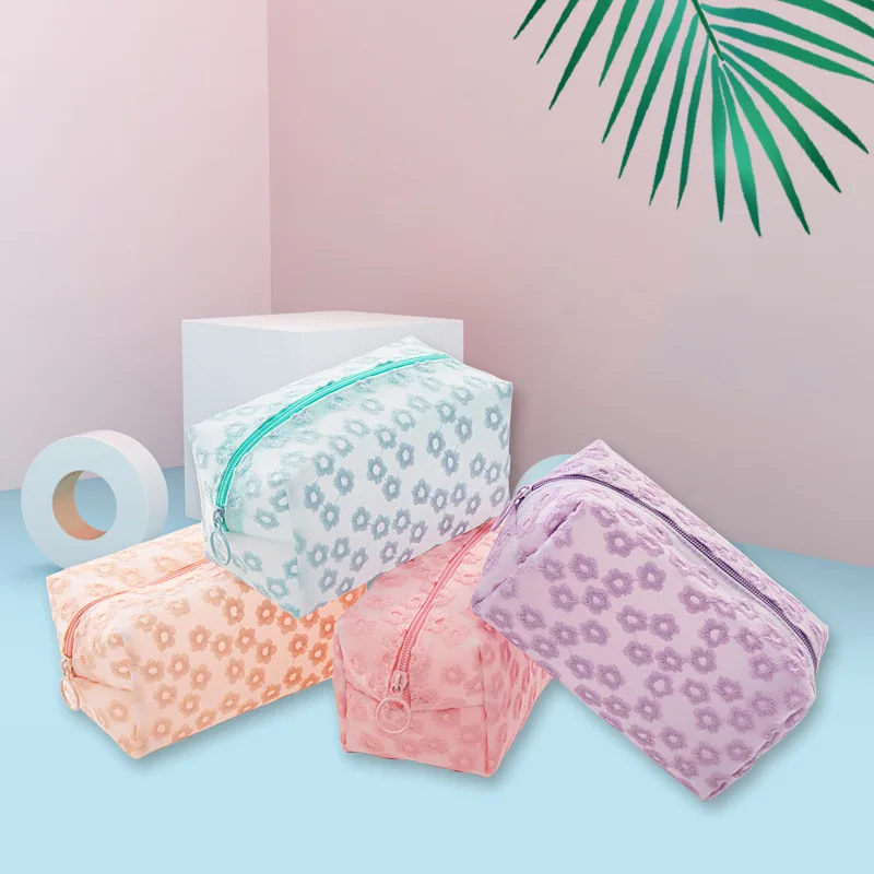 

Women's Cosmetic Bag Embroidery Small Chrysanthemum Pink Flower Lipstick Organizer Of Cosmetics Travel Bag Storage Bag A Bag