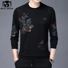 Мужская футболка с длинным рукавом, круглым вырезом и цветочным принтом